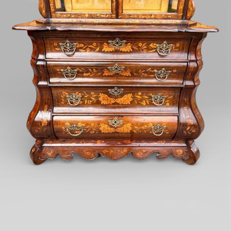 Edwards & Roberts Dutch Marquetry Display Cabinet On Chest - Image 3